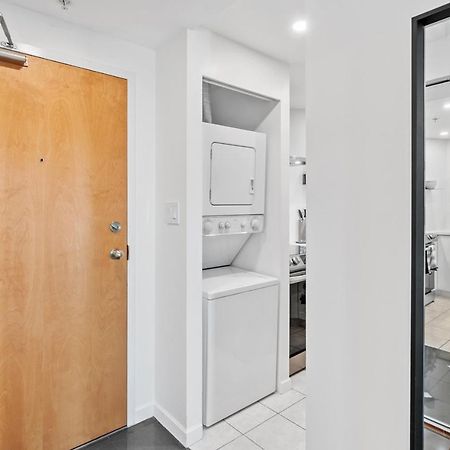 Downtown Luxury 1Br Coal Harbour Lejlighed Vancouver Eksteriør billede