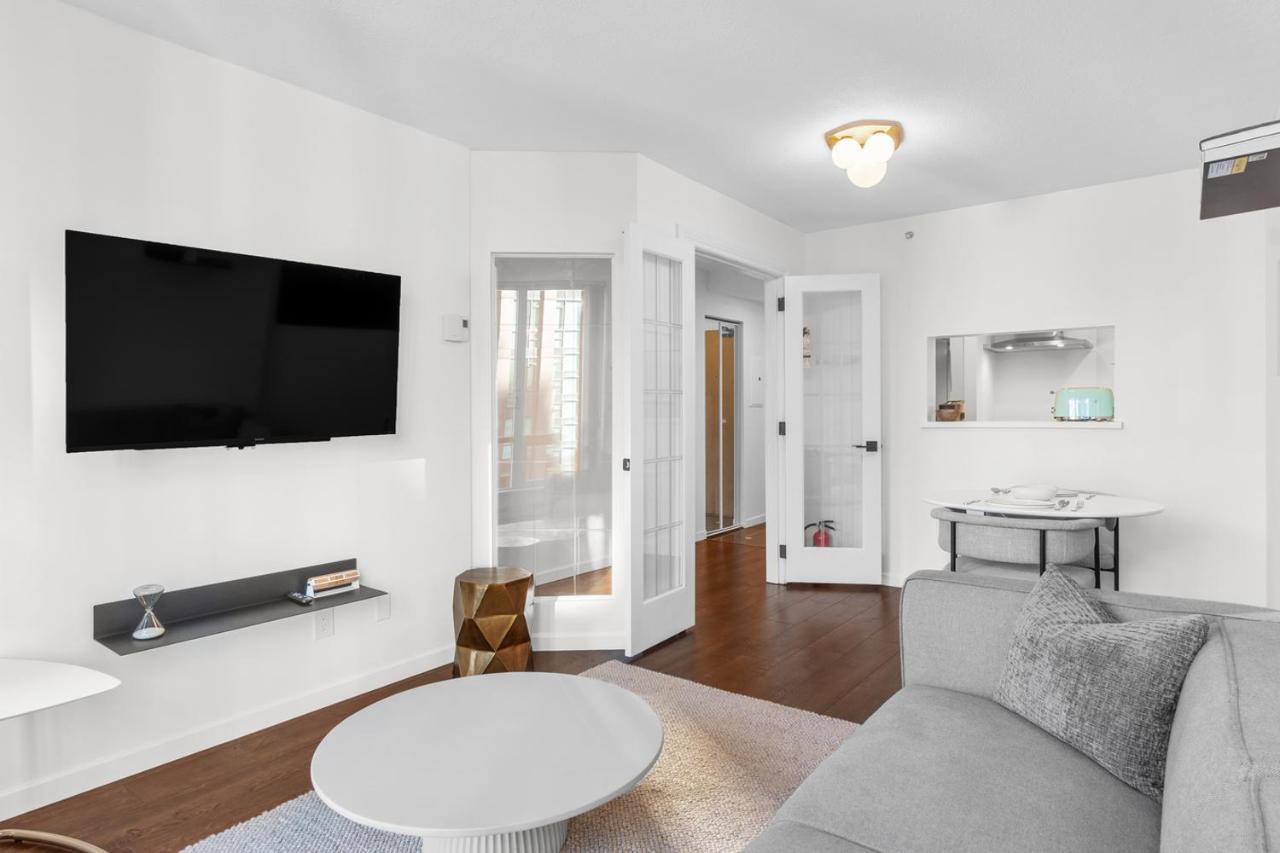 Downtown Luxury 1Br Coal Harbour Lejlighed Vancouver Eksteriør billede